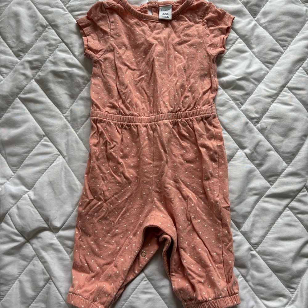 Old Navy Baby Pink Jumpsuit with White Polka Dots 3-6 months.